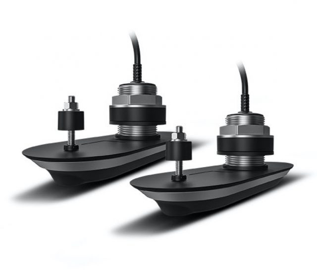 Pack of RV-420 RealVision 3D Stainless Steel Thru Hull Txds, Port &amp; Starboard 20°, Direct connect to AXIOM (2 x 2m, Y-cable and 8m extension cable)