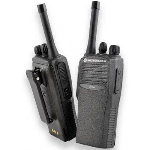 Портативная радиостанция Motorola CP040