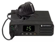 Motorola dm4400e mbar307d, радиостанция 136-174 мгц (mdm28jqc9va2_n)